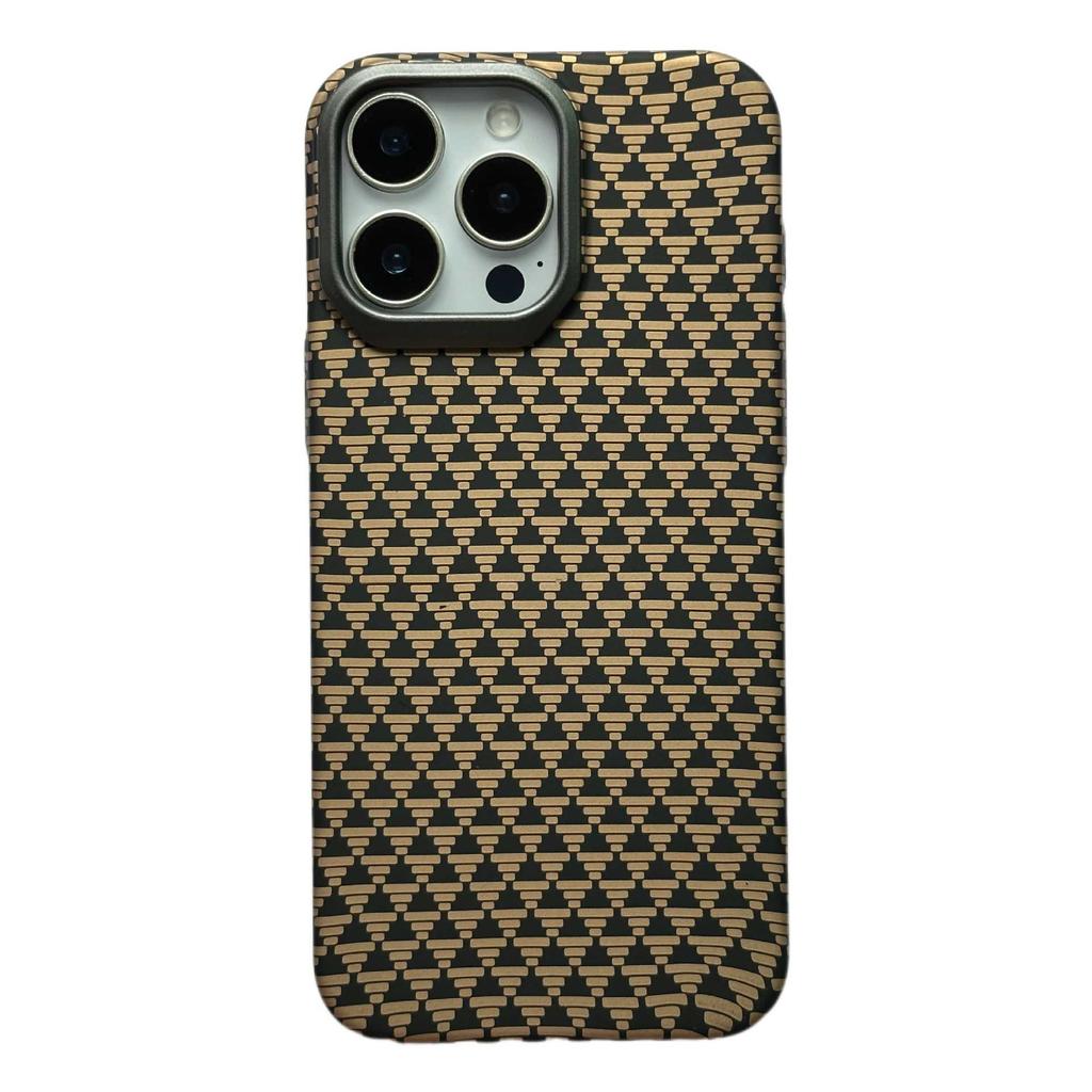 Applicable to Apple 17 Mountain Kevlar Carbon Fiber Skin Sensing Mobile Phone Case iPhone16PROMAX Metal Lens