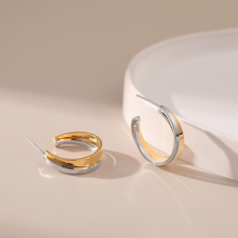 Color Block Gold Silber Zweifarbig Kreuz Design Personalisierte Metall Chic Steckerohrringe Für Frauen