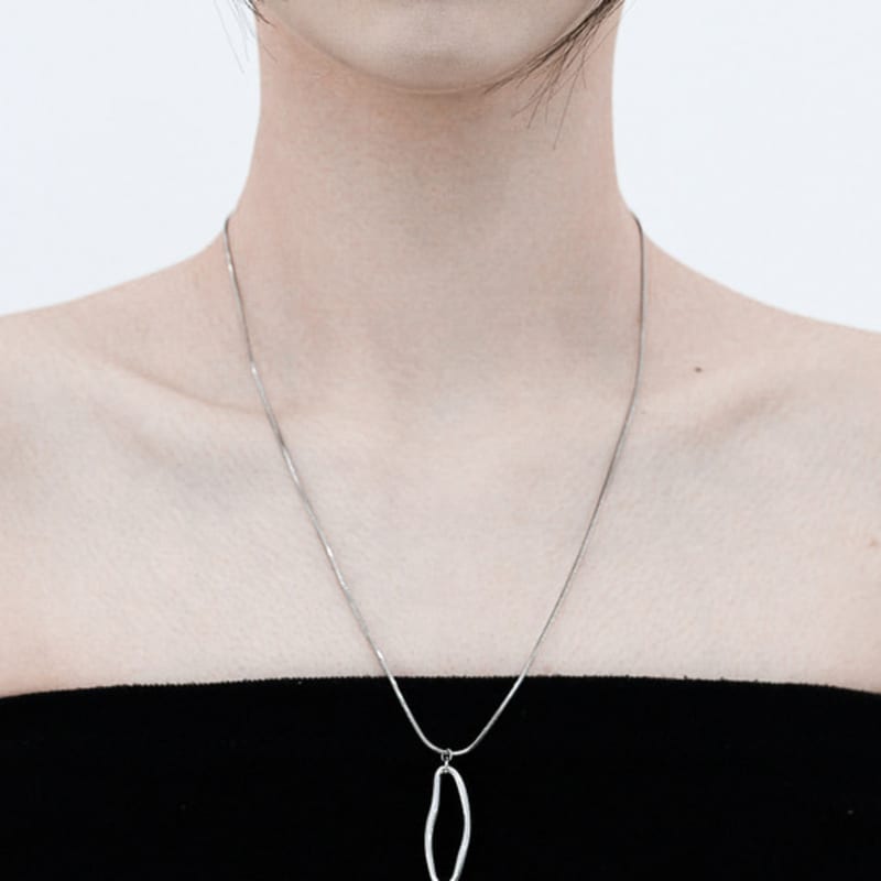 

Baroque Stone Snake chain atypical object necklace (+10cm) 61cm (2,000 won)