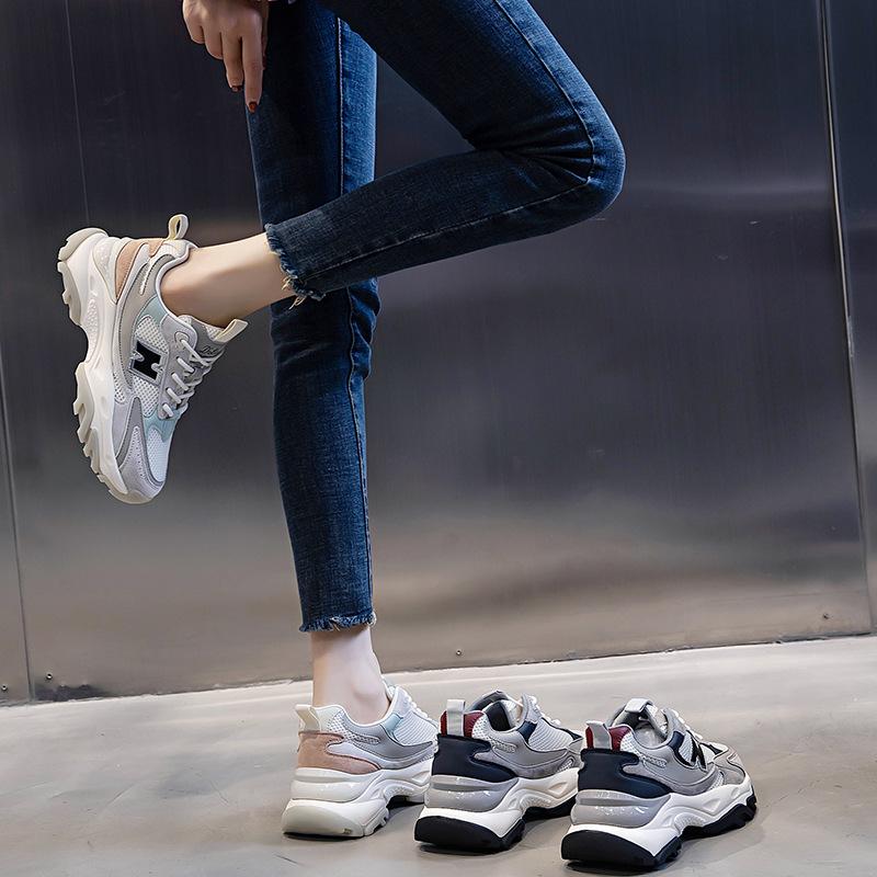 Suction Sole Shoes Children 2025 New Spring Casual Fashion Sports Running Shoes Thick Sole Heightening Leather