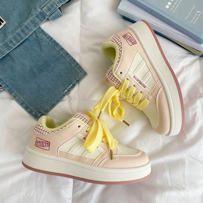High Value Thick Baseplate Shoes Women's Spring New Lightweight and Versatile Student Sports Bread Shoes White Shoes