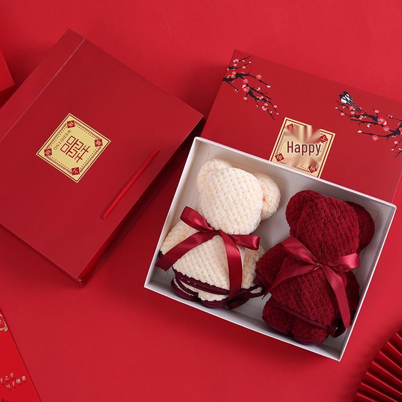 Wedding Gift Box: Little Rabbit & Bear Towel Favor