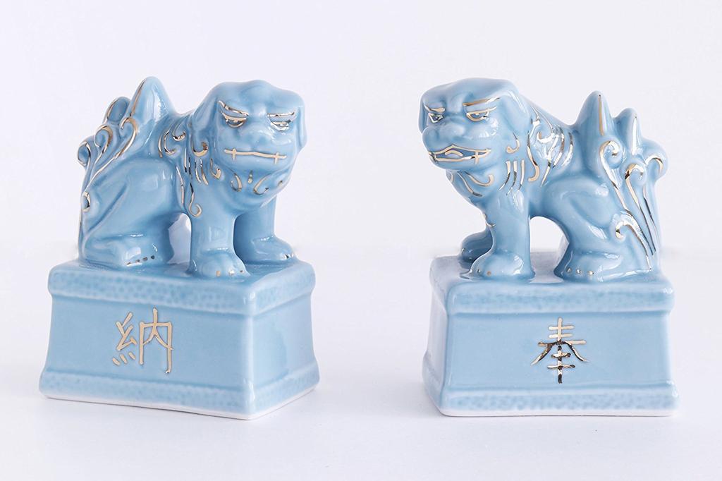 Moa Feteli Shinto Altar for Shinto Items Votive Celadon Guardian Dog Spinning Top Dog Feng Shui Ornament Warding Off Evil Amulet Feng Shui Goods Shisa