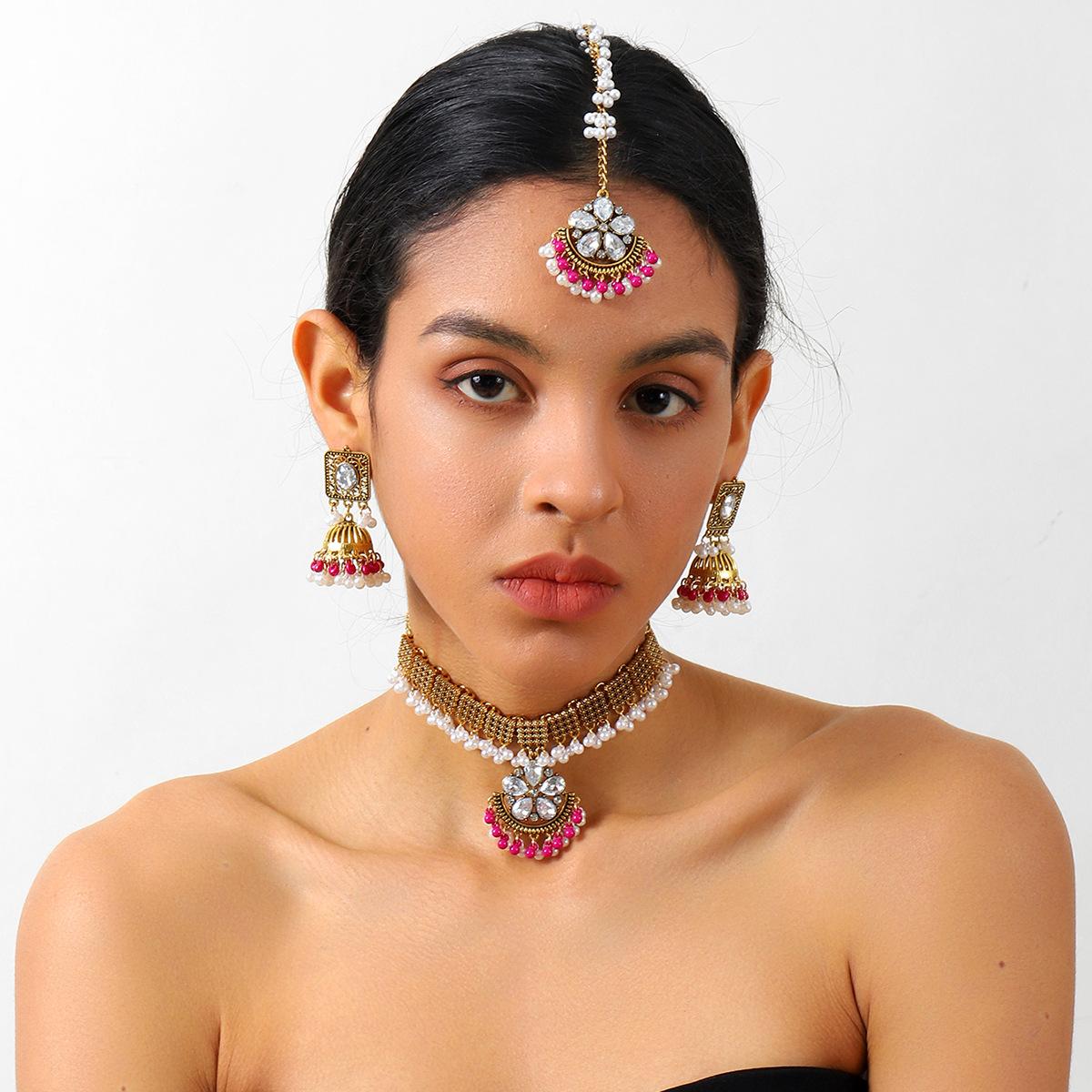 

Elegant Pearl Tassel Diamond Earrings, Medieval Court Style Light Luxury High Sense Three-Piece Necklace Set