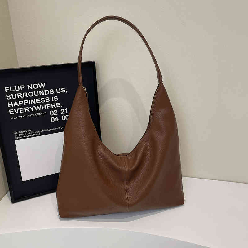 Vintage Red Wedding Bridal One Shoulder Bag Large Capacity Texture Soft Leather Handbag Temperament Casual Underarm Bags