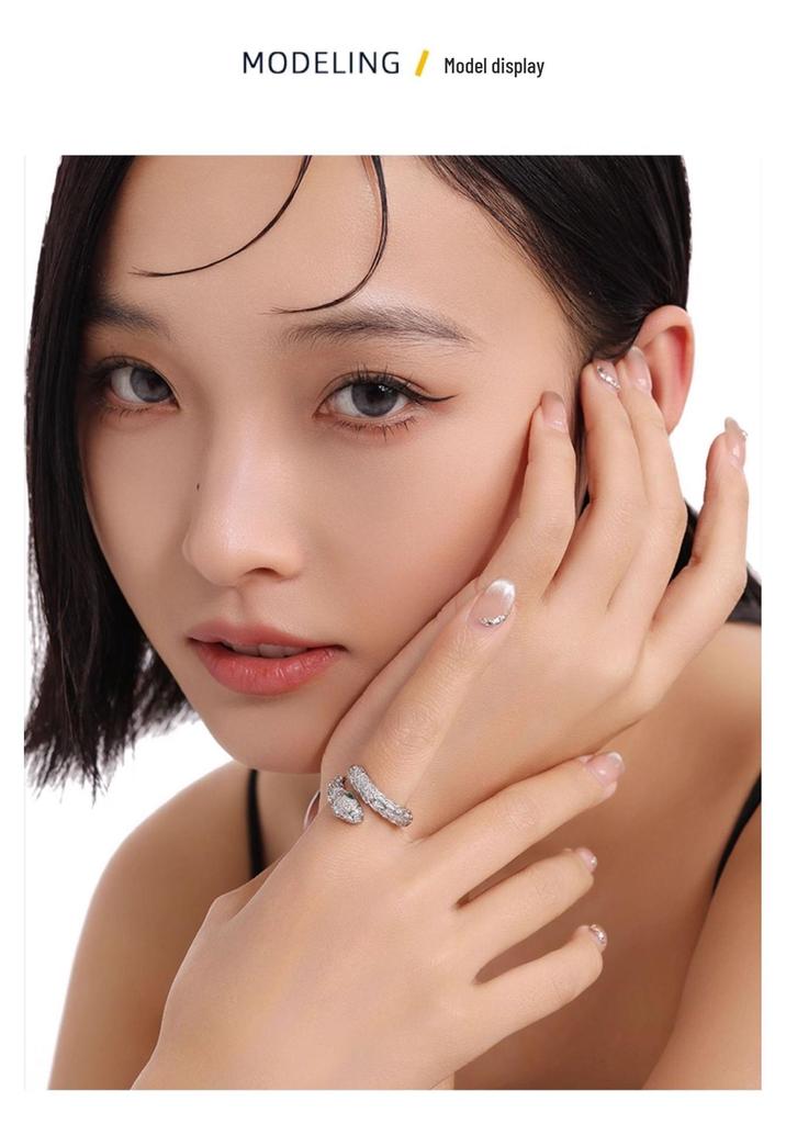 Luxury Zirconia Snake-Shaped Adjustable Ring for Women – Unique Retro Design for Index Finger