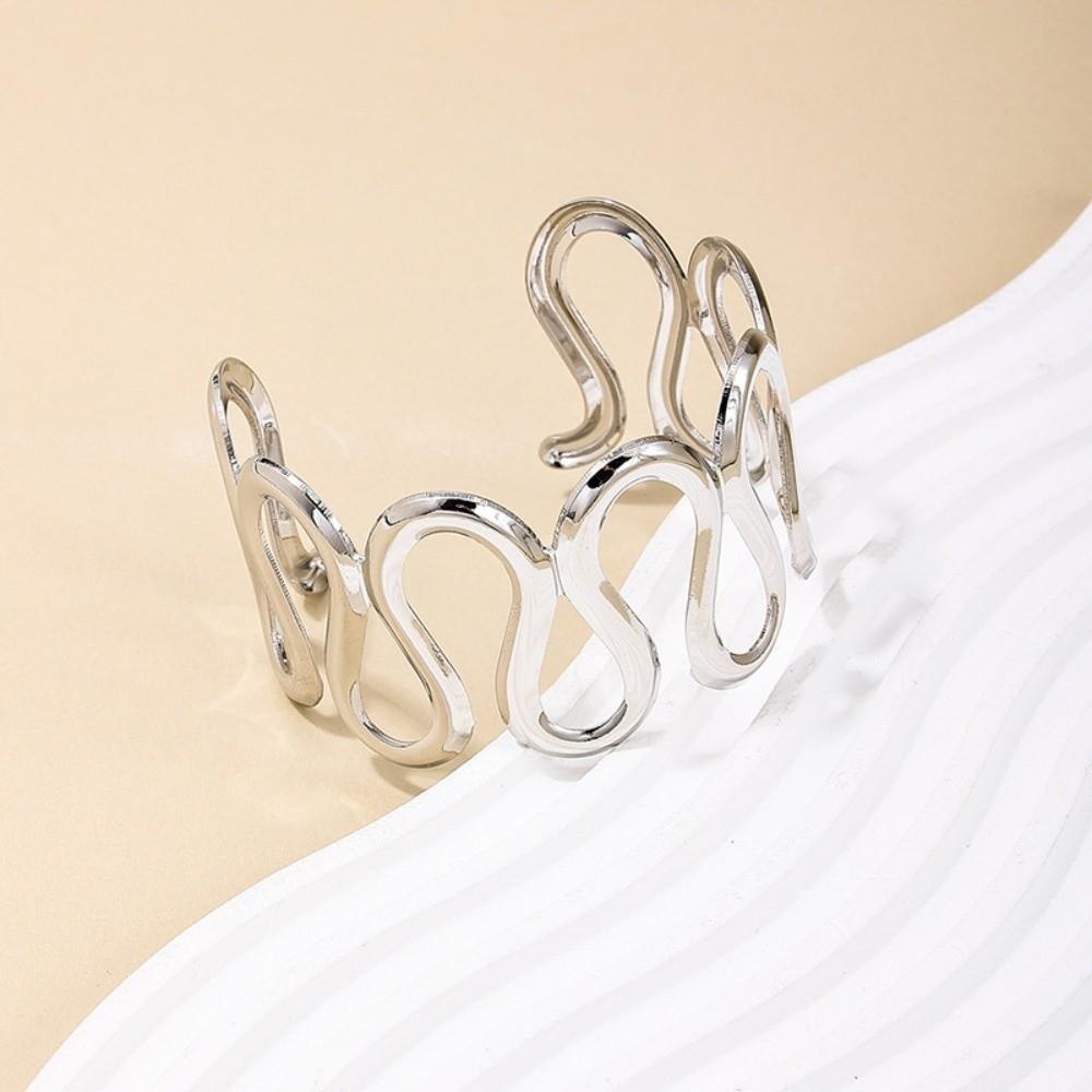 Metal Hollow-out Zinc Zinc Alloy Wide Opening Bangle S/Round Shape Retro Hand Ring Party Decoration