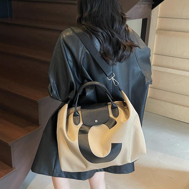Multi-pocket canvas bag women's high-value large-capacity sports bag dance fitness portable shoulder messenger bag women