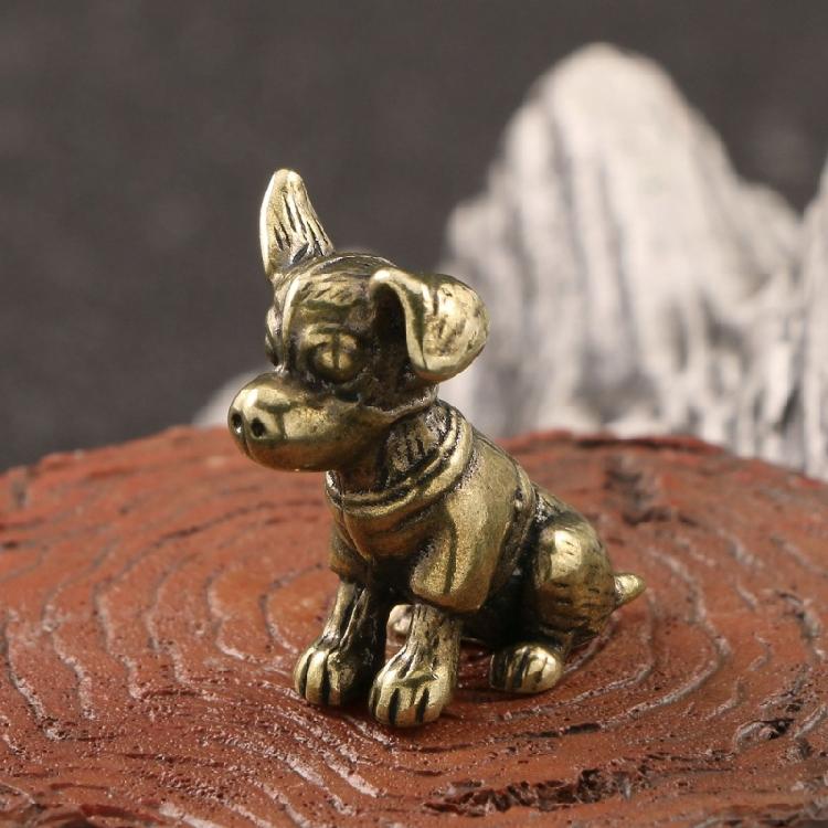 Intricately Carving Brass Dog Figure Solid Copper Puppy Sculpture Ornament for Art Enthusiasts and Desk Decoration