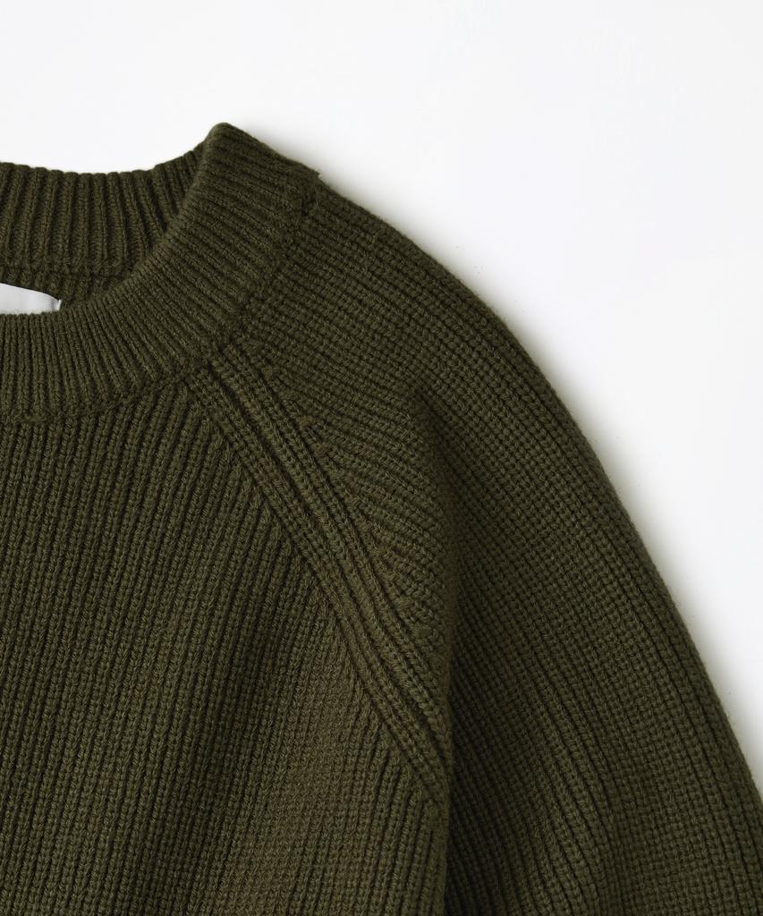 OUTSTANDING Raglan Crew Neck Knit_Olive