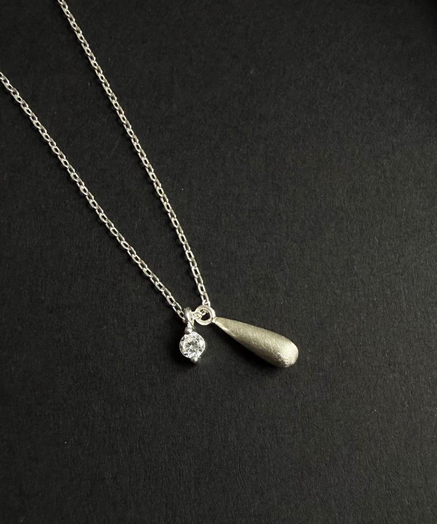 Baradu 925 Mini Dew Pendant Necklace
