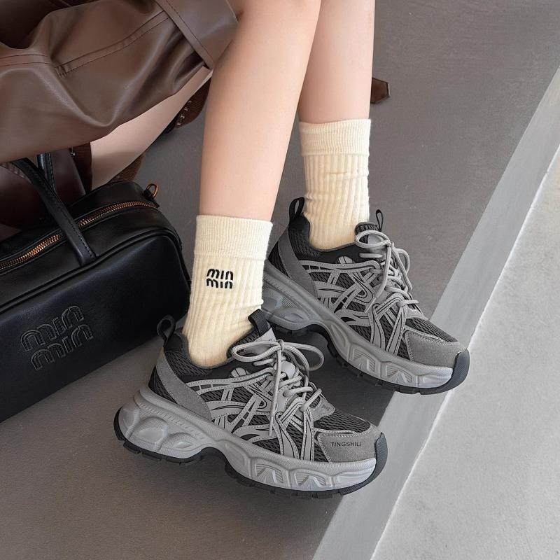 Leather small thick-soled heightening velvet dad shoes women's new versatile, lightweight and breathable casual sports shoes