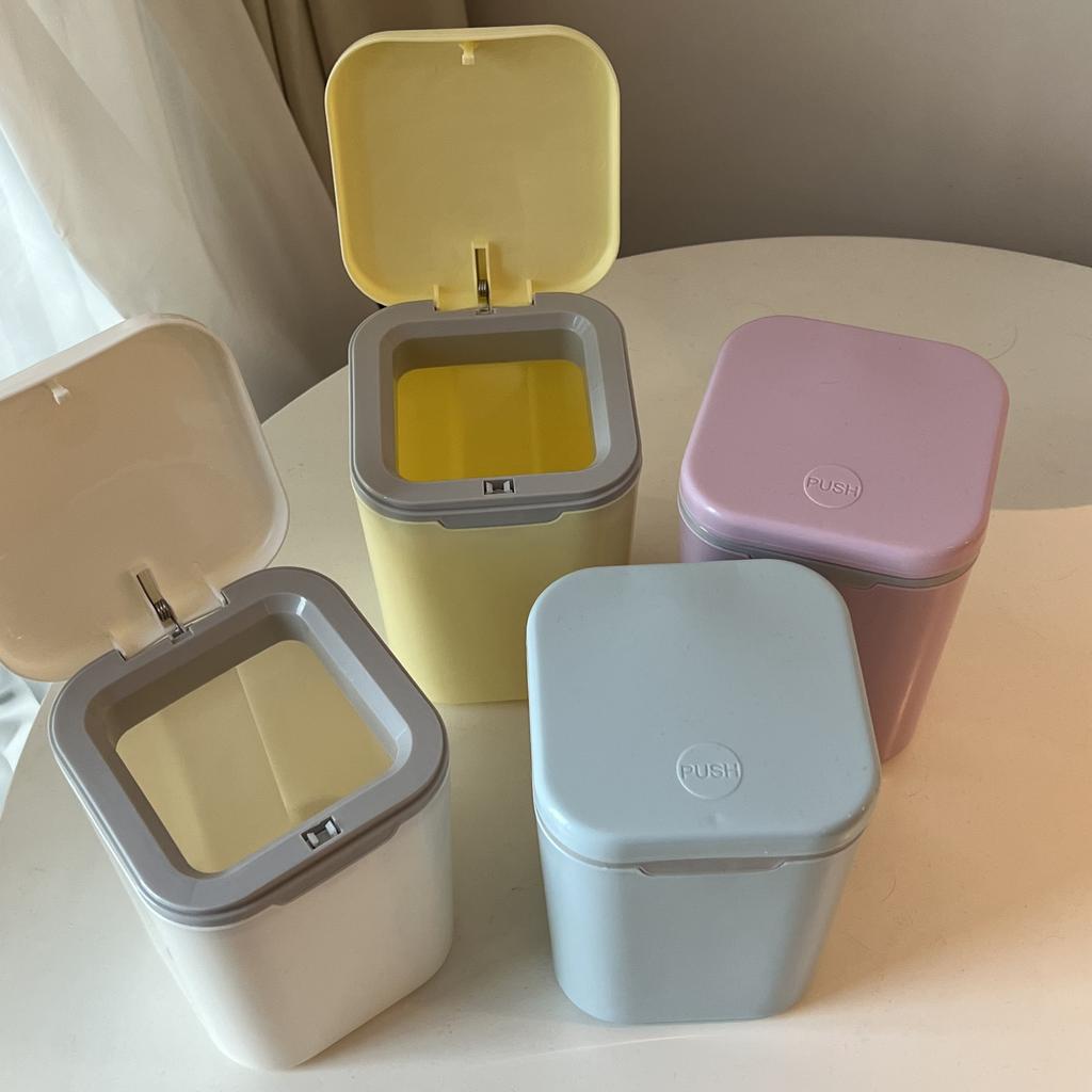 Simple Desktop Mini Trash Can with Lid, Creative Press-Type Waste Bin for Living Room and Office Cleaning & Storage