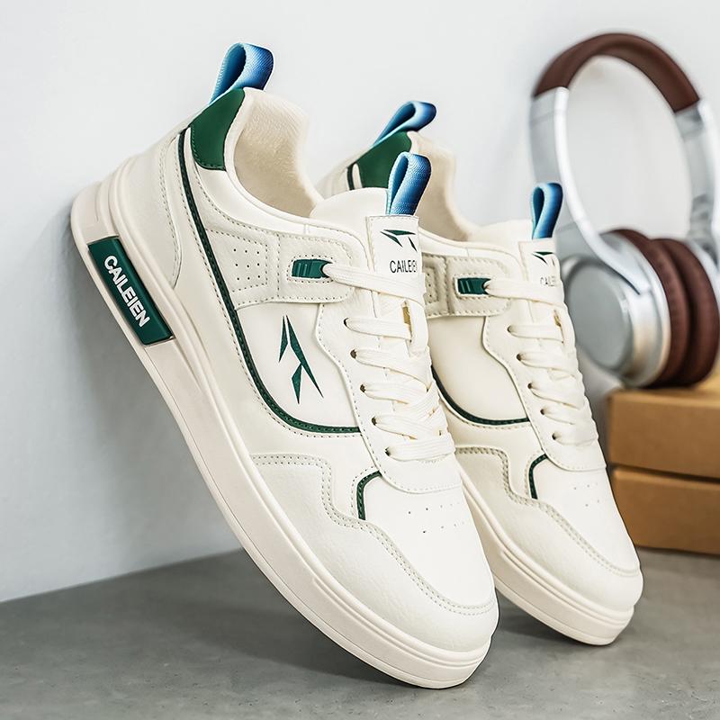 Men 's Casual Spring Fashion Skateboarding Students Comfortable Sneakers Boys Trending Soft Sole Breathable Shoes