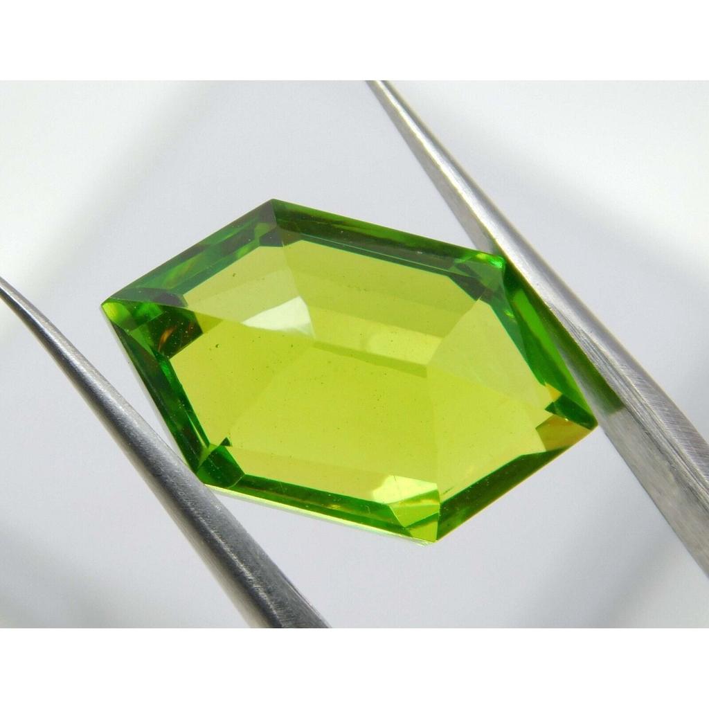 BEAUTY NATURAL Green Peridot FANCY SHAPE 10.50 Ct CERTIFIED Loose Gemstone