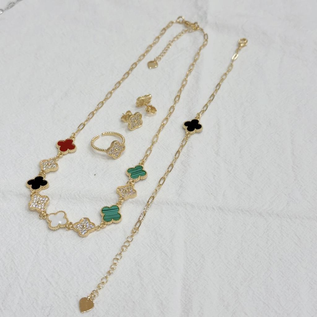 4PCS Clover 18k Copper Jewelry Set Simple and Versatile Petal Necklace Bracelet Ring Earnail Accessories
