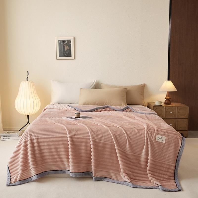 High-gram weight skin-friendly magic velvet glutinous velvet jacquard pull blanket blanket can be used in all seasons