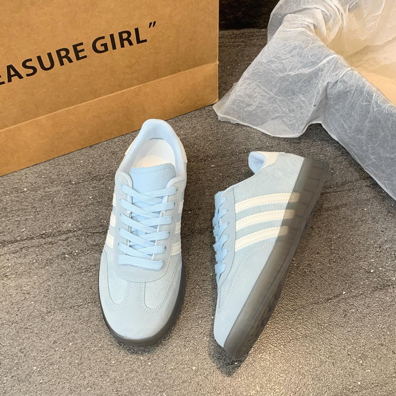 

Dexun обувь женская новая кожаная на плоской подошве белая обувь лето 2025 цветовая гамма ретро универсальная спортивная и повседневная обувь для скейтборда 40 светло-синий