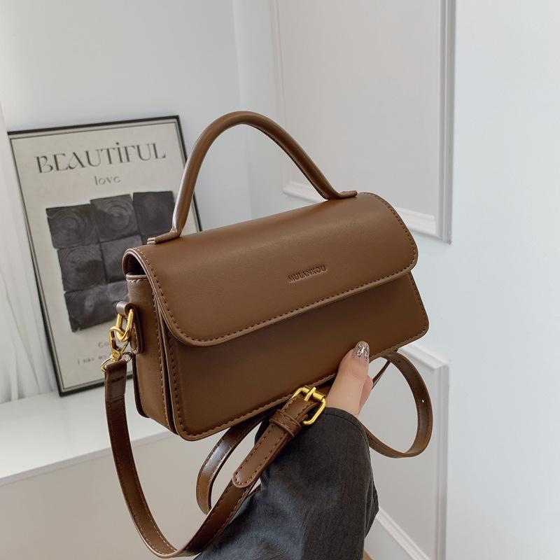 

Модная простая и стильная сумка кроссбоди с высоким уровнем внешнего вида и большой вместимостью для женщин коричневый