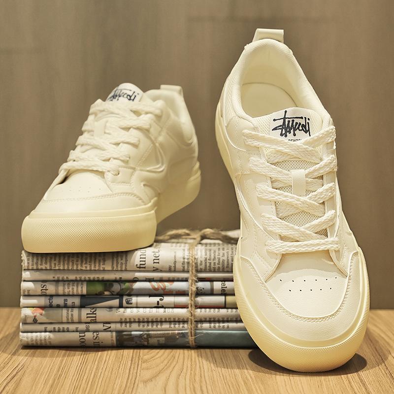 Fashion Men's shoes autumn new casual versatile board shoes thick sole anti slip wear-resistant trendy fashionable sports shoes