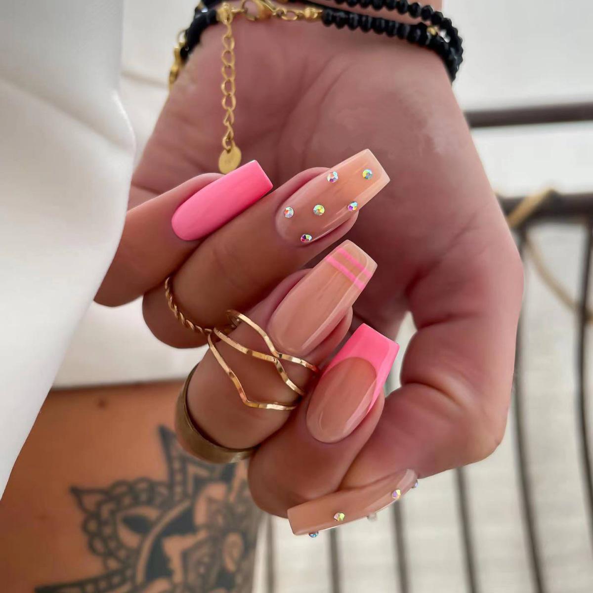 

Short European Style Pink Barbie French Press-On Nails with Broken Diamond Art