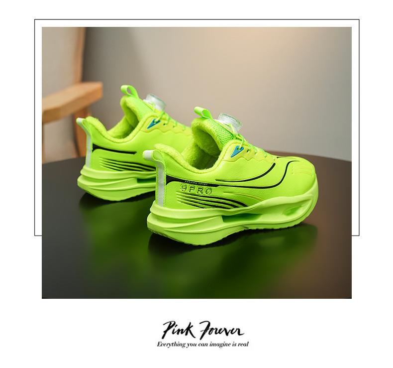 Boys' 2025 Winter Sports Running Leather Shoes - Warm, Velvet-Lined, Thickened for Comfort