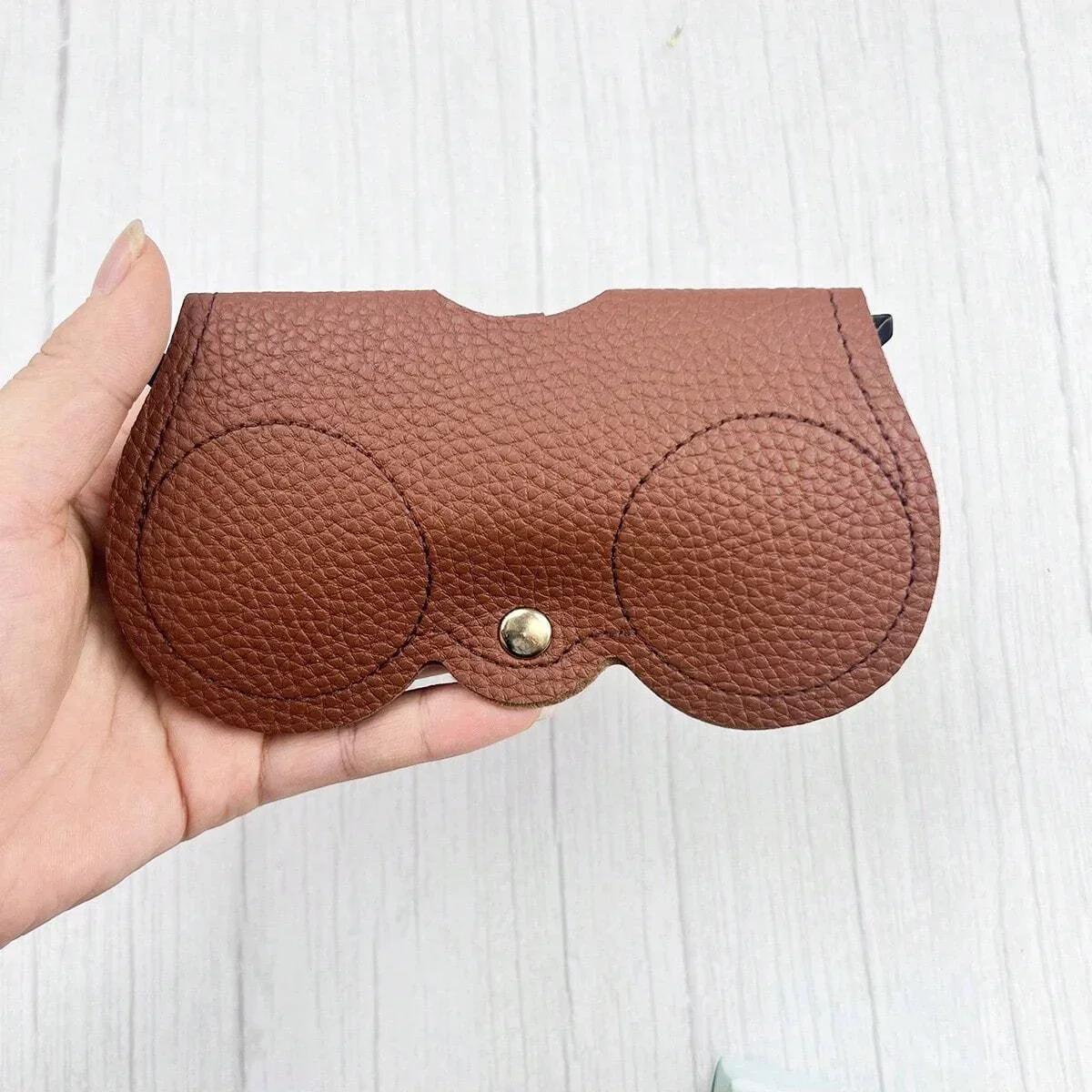 

1 шт. Чехол для очков с тиснением личи, Милый подвесной чехол из ПУ кожи для солнцезащитных очков и очков для чтения, Портативный дорожный держатель для очков коричневый