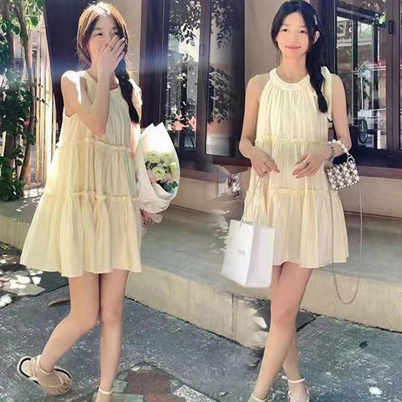 Wholesale French temperament obedient girl sleeveless neck dress summer new A word princess dress