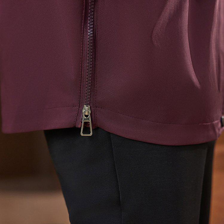 Stylish Spring Windbreaker for Middle-Aged Women - Lightweight, Fashionable, Large Size Jacket for Spring and Autumn