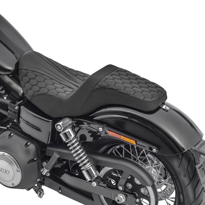 Selle Biplace pour Harley Davidson Dyna Street Bob 06-17 SF8 noir