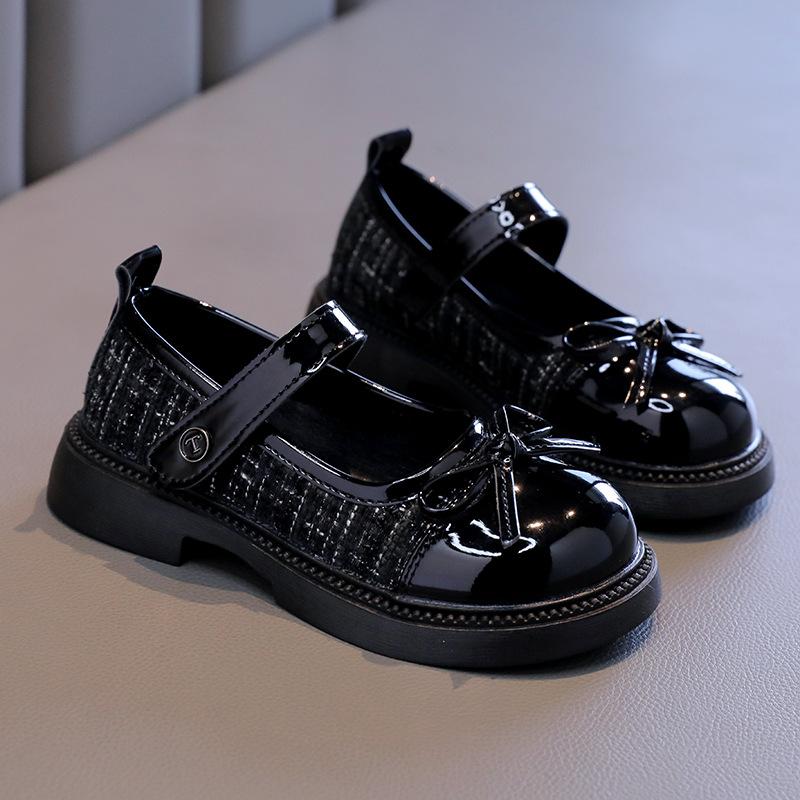 Girls' small leather shoes 2025 spring and autumn new middle-aged and older children's small fragrant wind soft sole black performance single shoes c