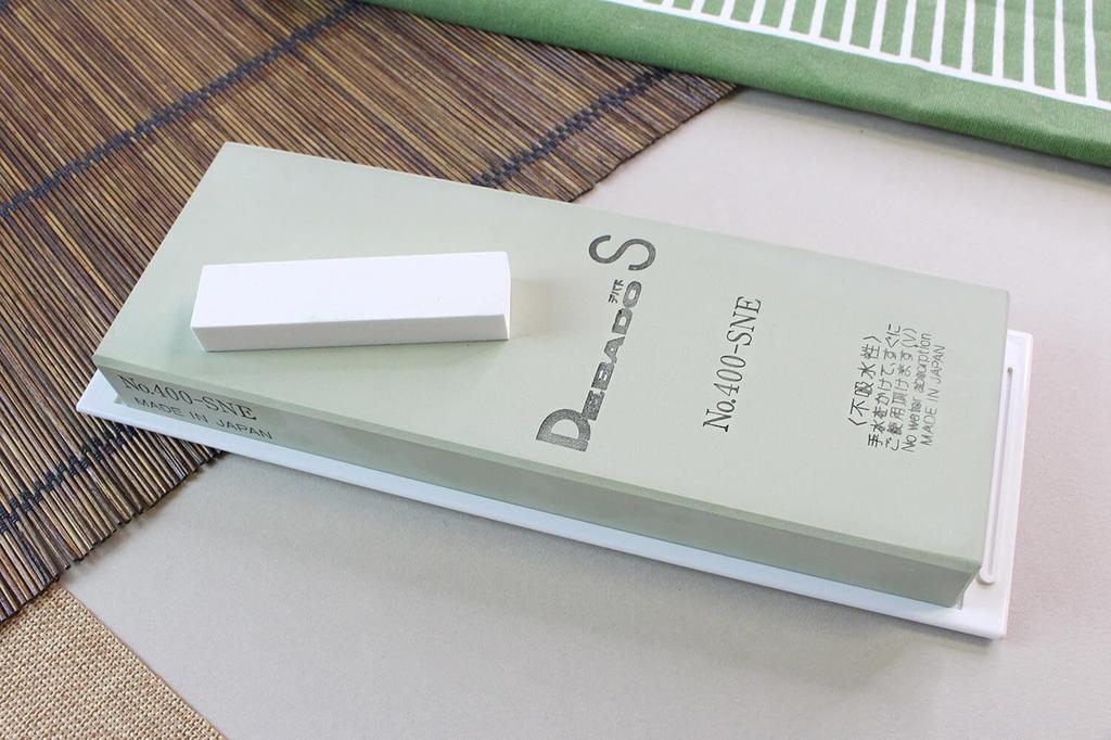 Suehiro Knife Medium Coarse Whetstone, Grit, #320, Debado, No.400-SNE, Non-Absorbent