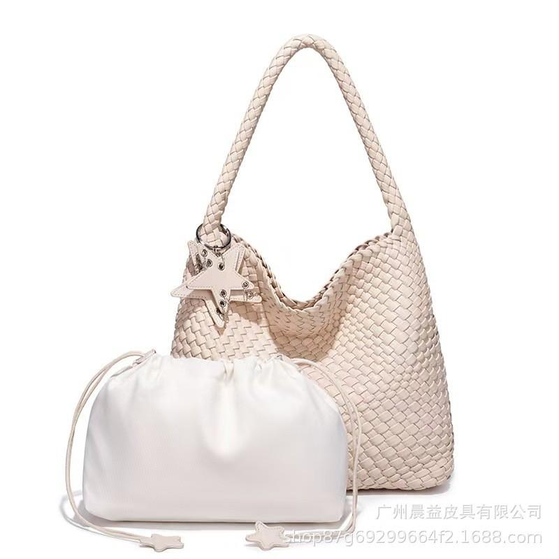 Gun with champagne woven bag tote bag large capacity underarm shoulder large bag handbag bucket bag