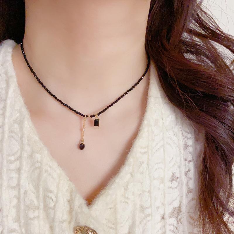 Female Niche Retro Fashion Cool Style Necklace