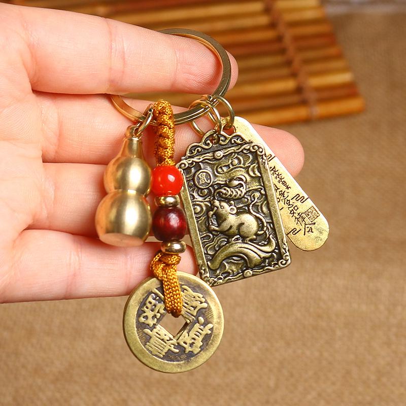 Breloc Față-Verso Zodiac & Zeul Marțial Zhao Gongming cu Monede Cinci Împărați & Dovleac