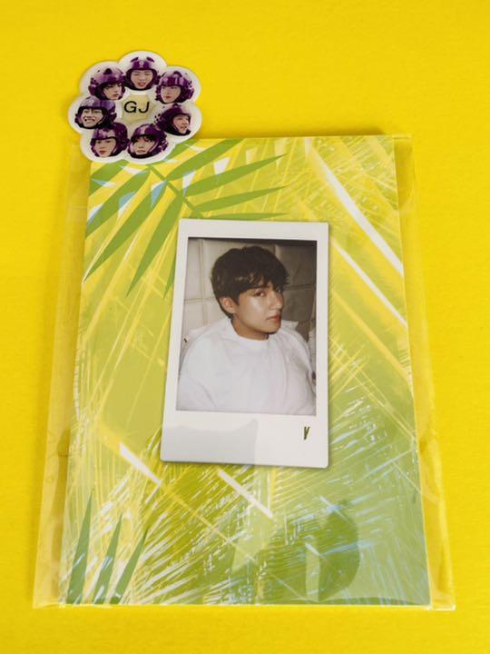 [USED] BTS Summer Pack 2017 Selfie Book V Taehyung