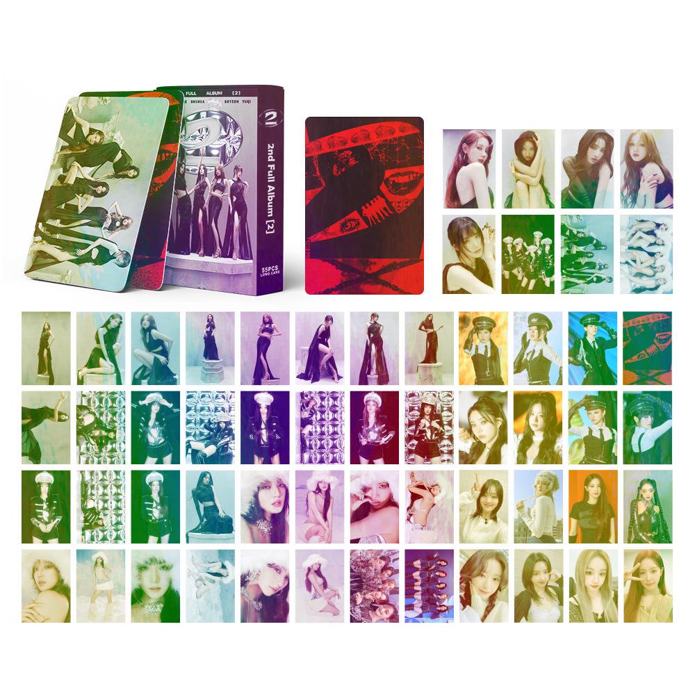 

G-IDLE IVE Альбом: Интегрированная лазерная коробка для 55 карт - Розово-черный градиент, маленькие карты