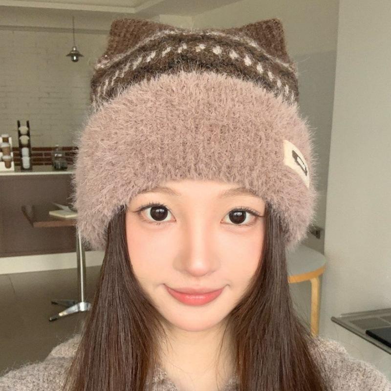 Sweet and Cute Cat Ears Plush Hat Women's Autumn and Winter Versatile Cold-proof Warm Hat Casual Face Small Knitted Hat