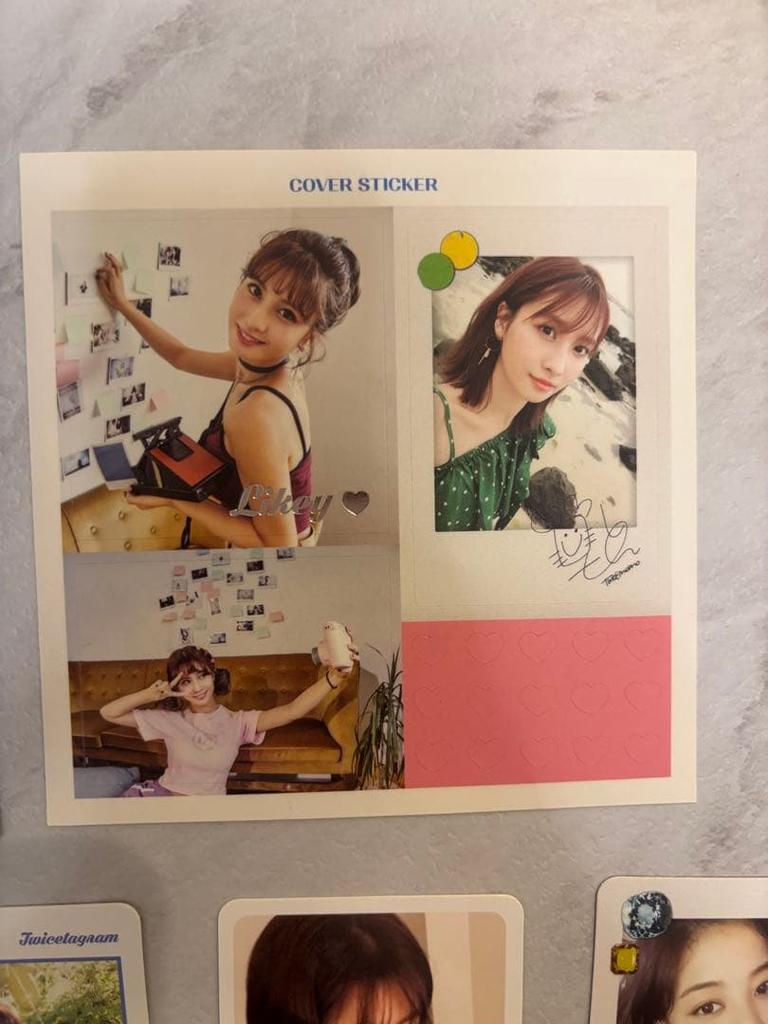 [USED] TWICE 1st Album Twicetagram