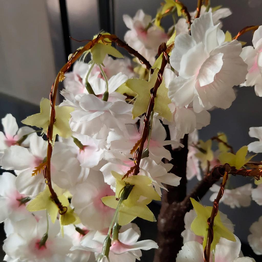 Hairui Sakura Light, Artificial Flower Tree, 40 LEDs, Illuminating Cherry Blossom Flowers, USB Powered, Timer Included, Stylish