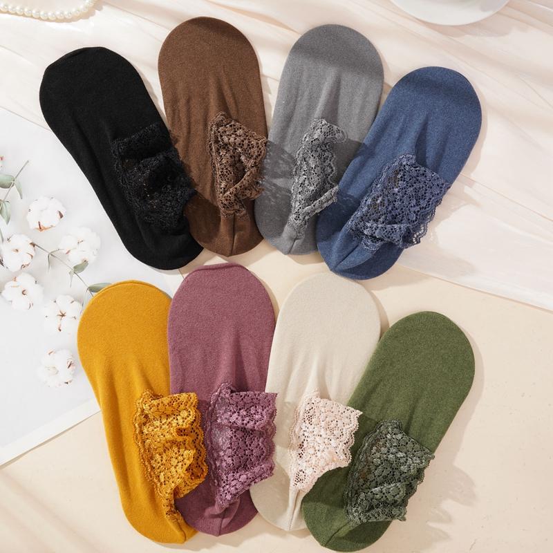 Women's Autumn and Winter Thickened Velvet Lace Mid-tube Floor Socks Loose-fitting Sleeping Socks Snow Socks