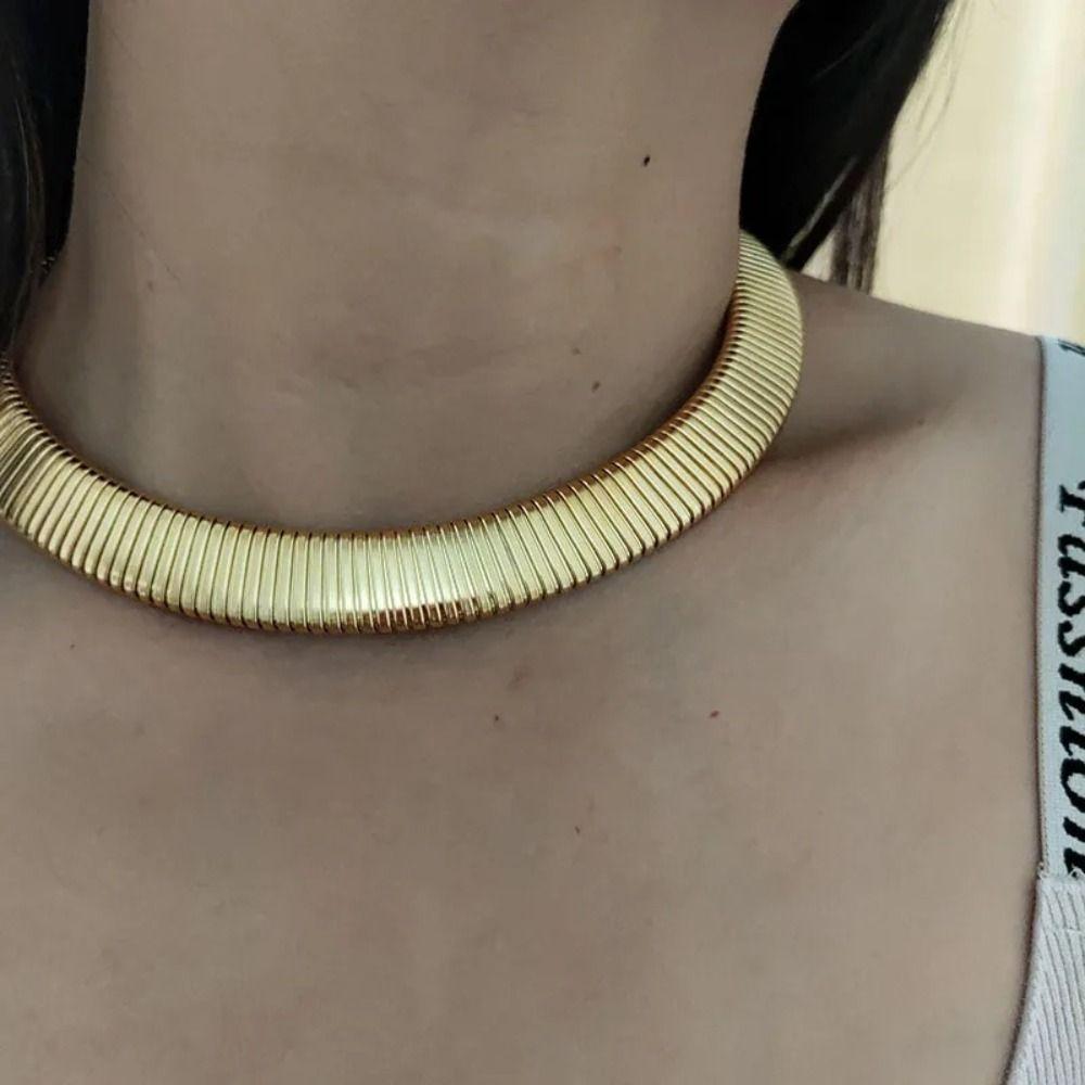 Metallkette Schlangenknochenkette Halskette Gold Übertriebene Schlüsselbein Kette Damen