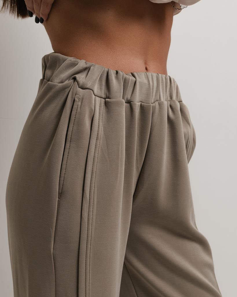 Костюм женский Butella 16622 M бежевый олива (кофта, штаны)