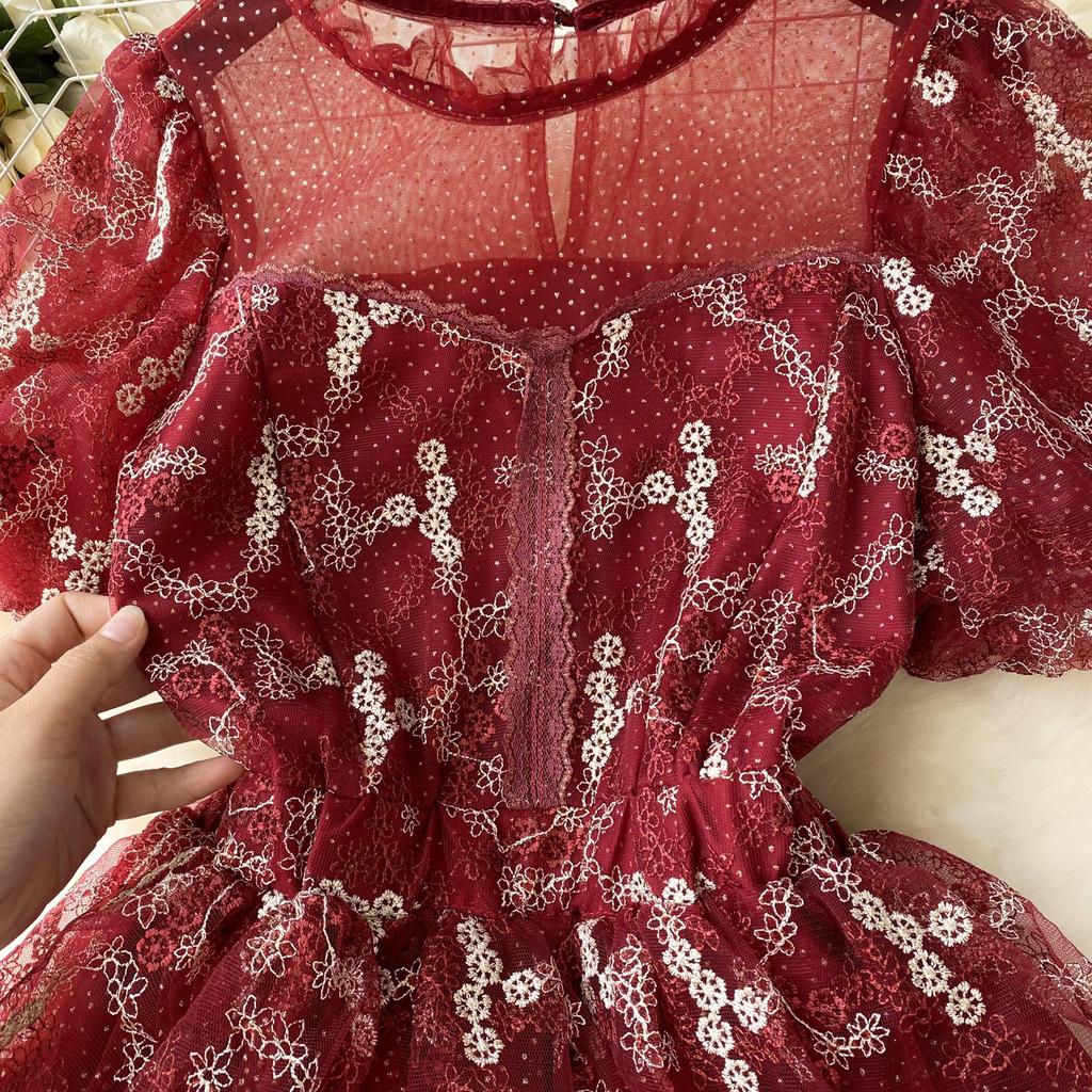 Summer Lace Hook Flower Embroidered Bubble Sleeve Dress for Womenfashion Slim Waist Dress Female A-line Cake Party Retro Dress