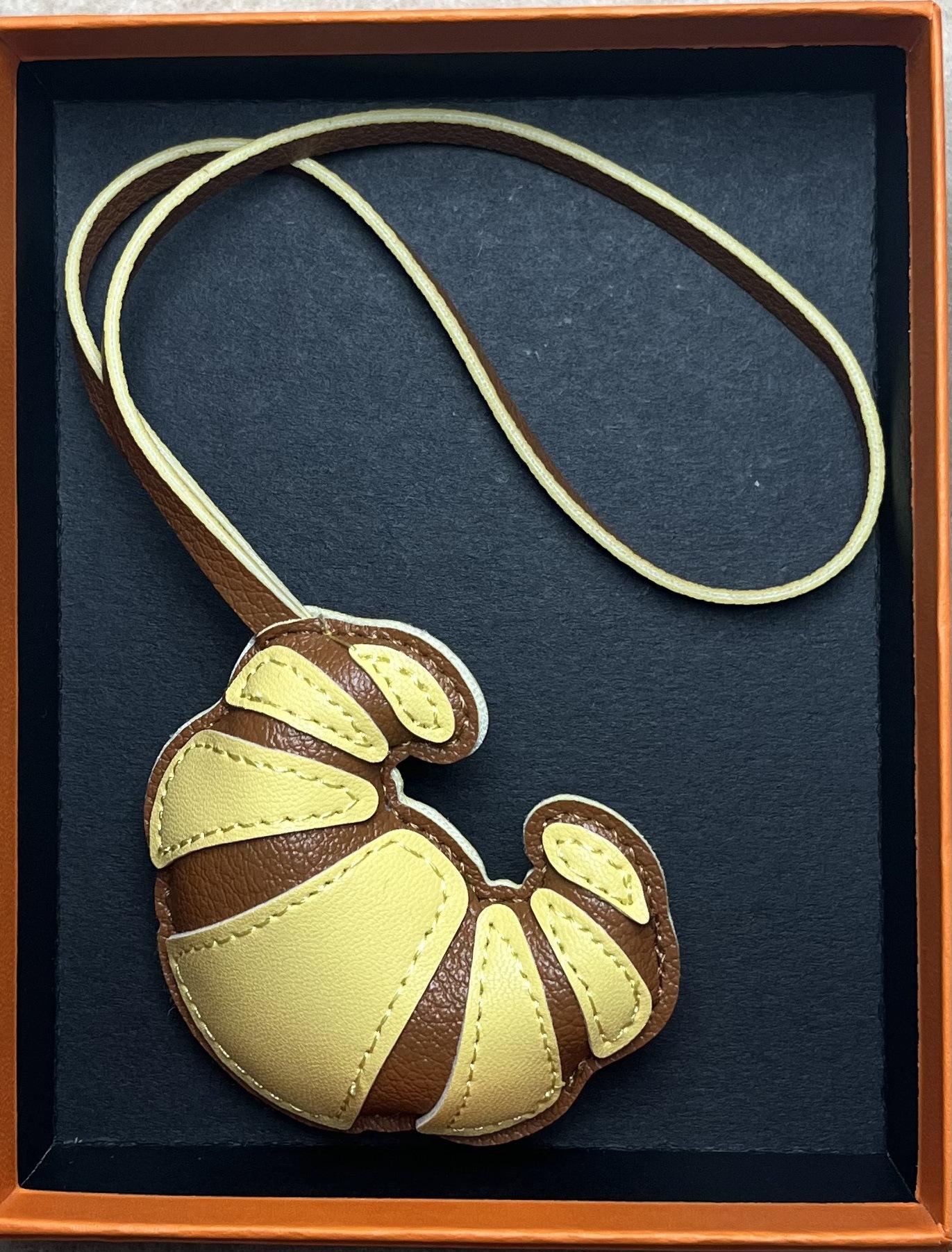 Новый милый кулон-круассан аксессуары для сумки ПУ новый и универсальный оптом