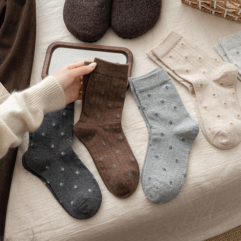 Dames Automne Nouveau Vintage Petites Fleurs Cassées Tout Va Désossé Dans les Chaussettes Tube Pile