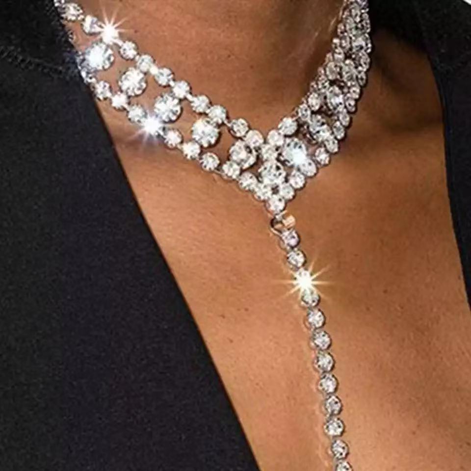 Fashion Rhinestone One-Piece Necklace Breast Chain Sexy Bikini Body Chain Jewelry Accessories Women'S Crystal Nightclub Clothing
