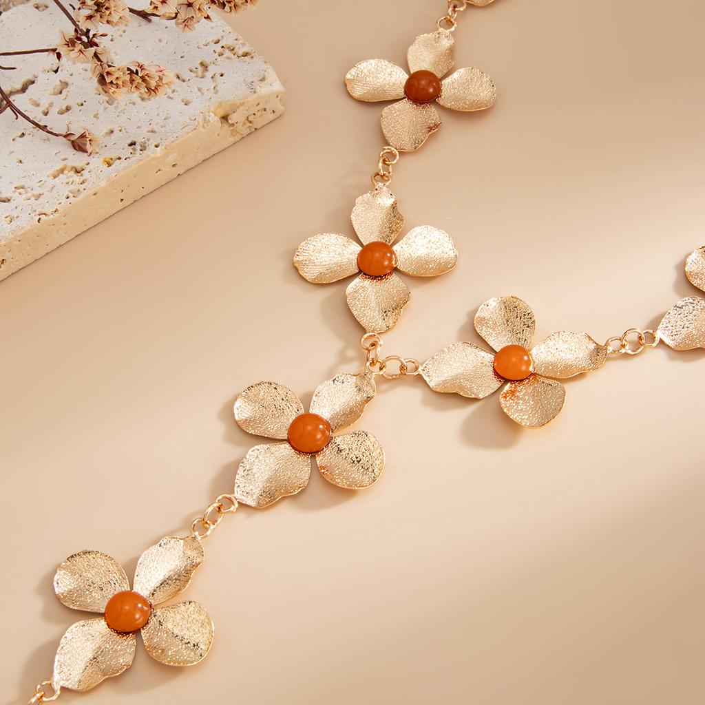 Resin Flower Pendant Choker Necklace for Women Vintage Adjustable Chain Jewelry Accessory