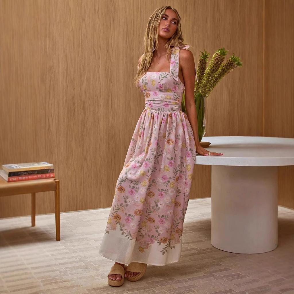 A New Summer Vacation Style French Floral Cinched-waist Slimming Color-block Halter Dress