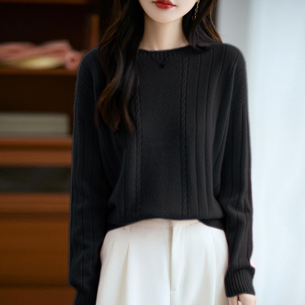 New Autumn-winter Cable-knit Wool Sweater for Women, Loose Round-neck Base Layer Sweater, Knitted Long-sleeve Sweater.
